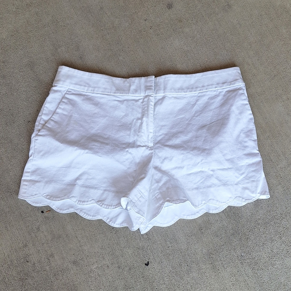 **SOLD**LOFT Mid Waist White Scalloped Shorts